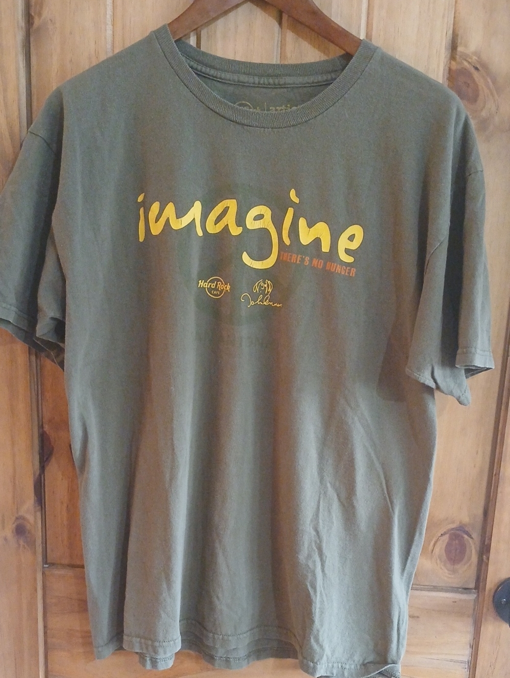 Hard Rock Cafe John Lennon 'Imagine' Artist Spotlight Tee Shirt - Large